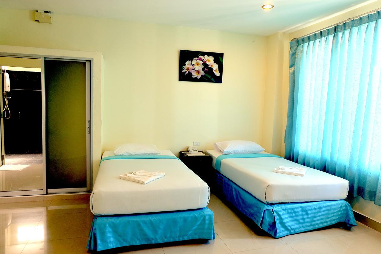 Krabi Marina Seaview Hotel Exterior photo